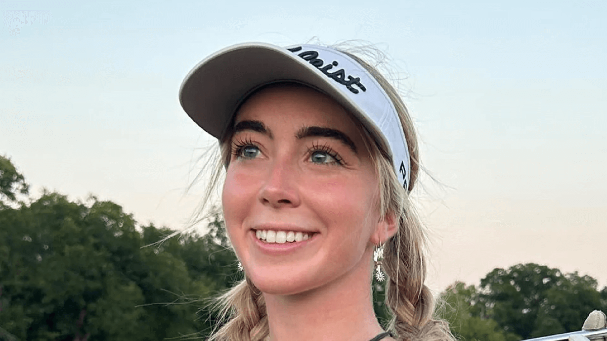 In a low-cut top and braless, golf influencer Grace Charis risked a wardrobe malfunction and fans gasping, “Oh my days!”